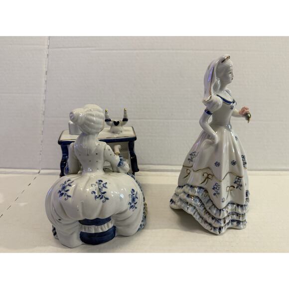 Vintage Porcelain Blue White Gold Accents Victorian Lady Playing Piano & Girl - Picture 4 of 7